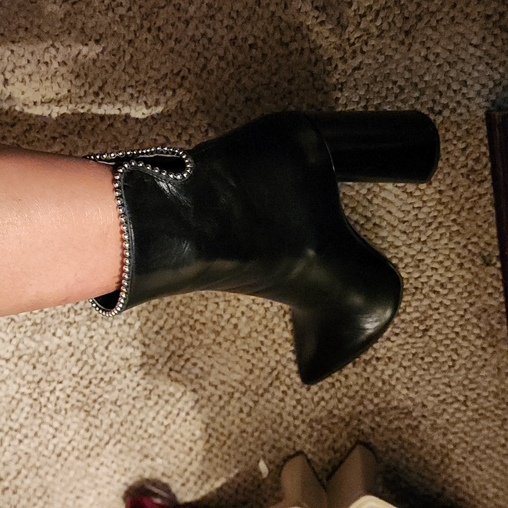 MADE IN ITALY MA&LO BLACK REAL LEATHER STUD TRIM BOOTIES EUC SIZE 40 - Picture 3 of 13